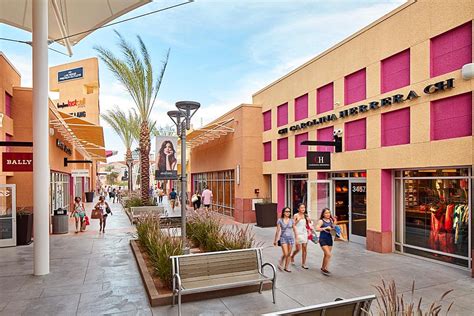 Las Vegas North Premium Outlets®.